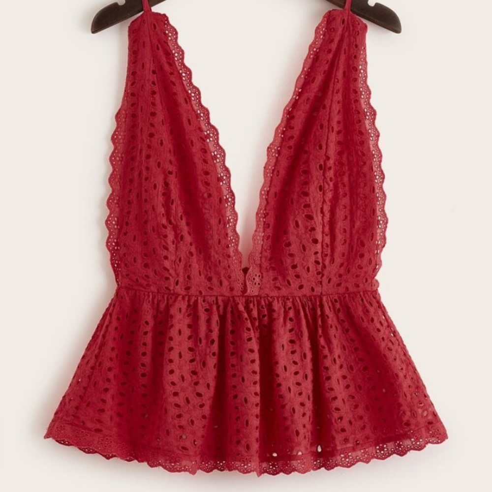 NWOT deep V eyelet tank